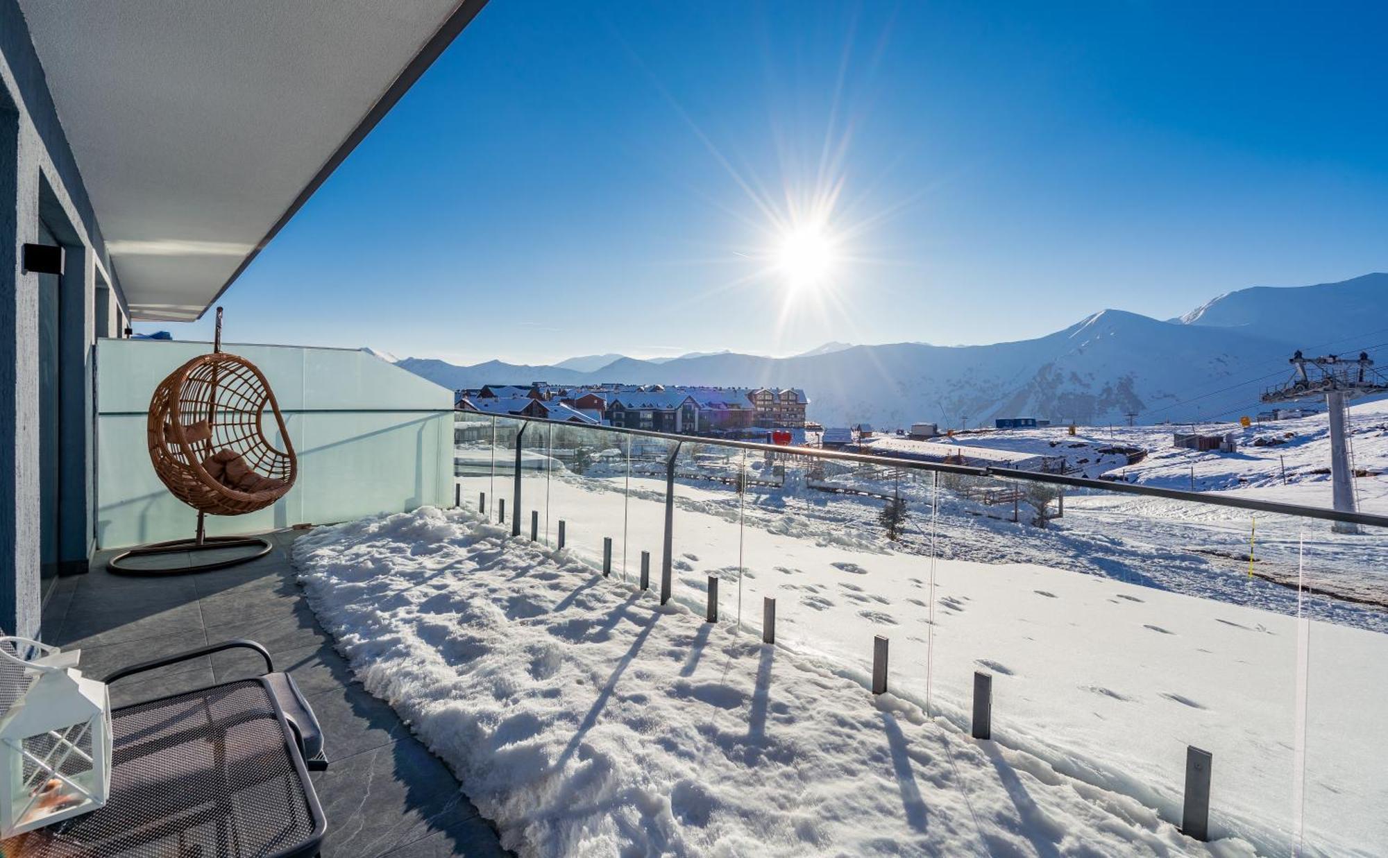 New Gudauri Gn Apartments In Atrium Exterior photo